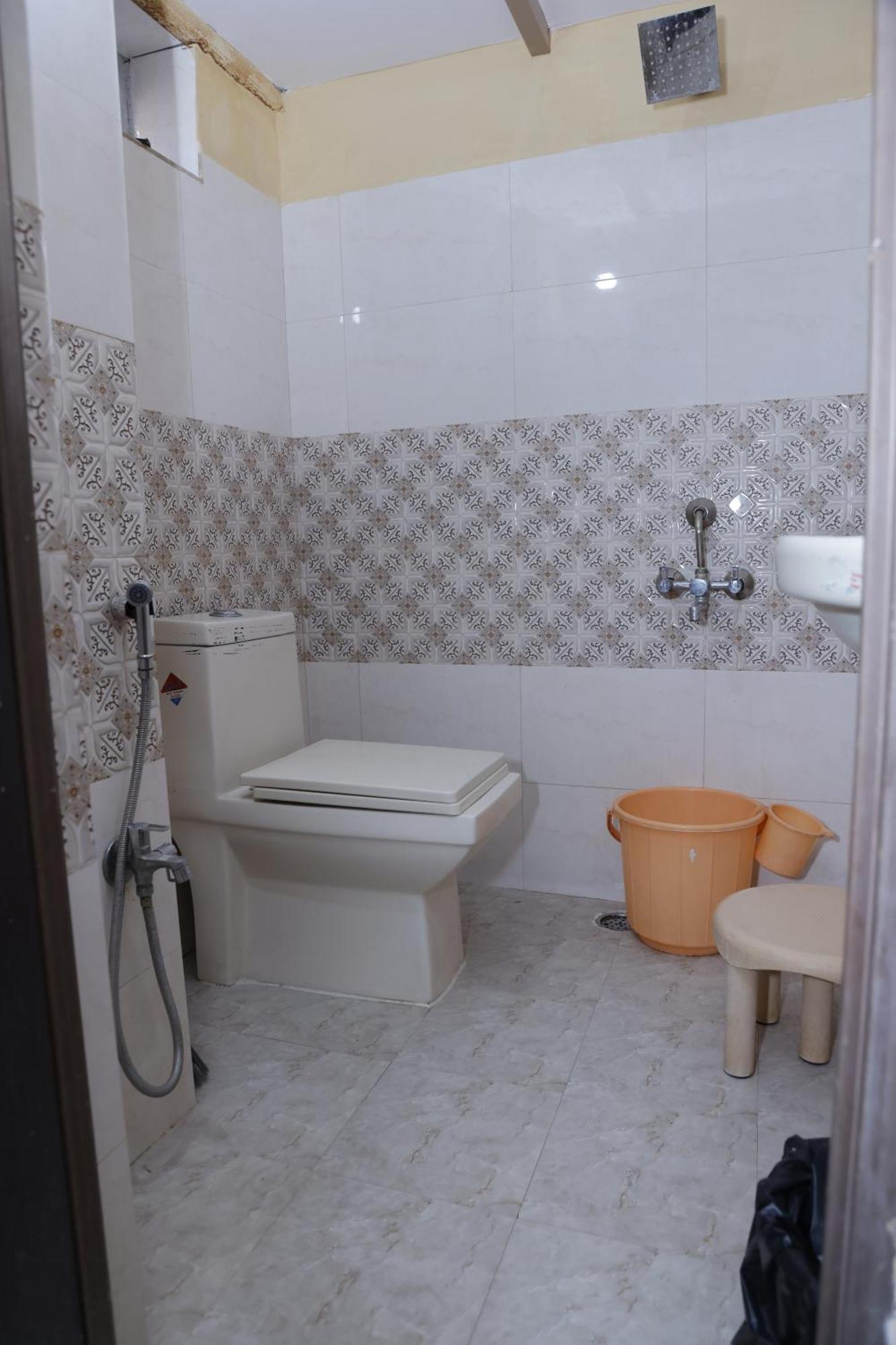 3 Bhk Non-Ac For 4 To 10 Guests For Families Lägenhet Hyderabad Exteriör bild