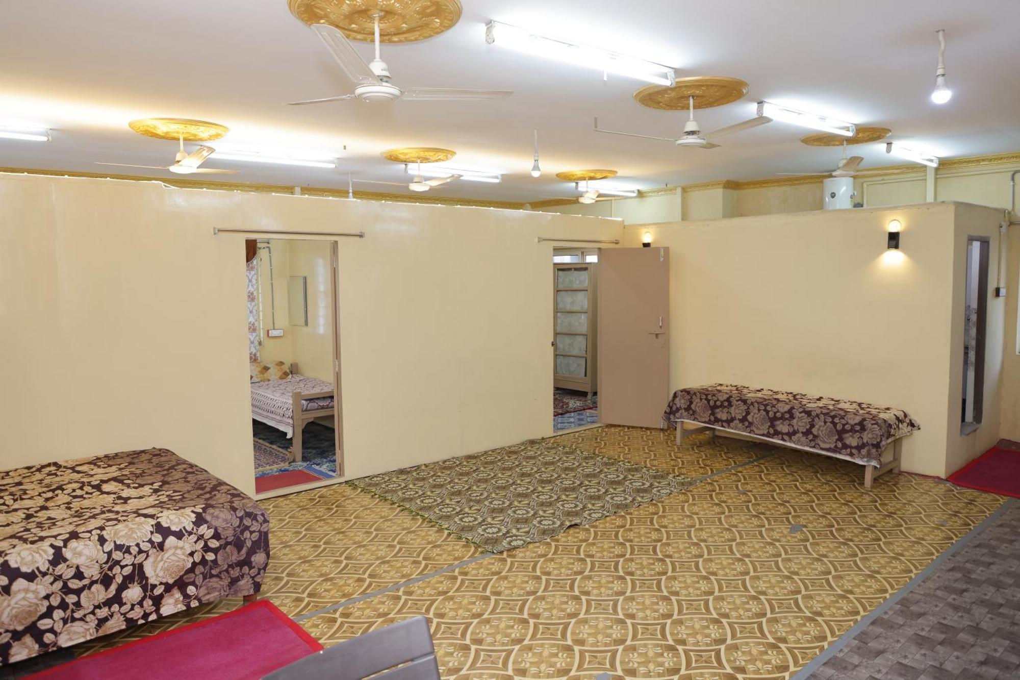3 Bhk Non-Ac For 4 To 10 Guests For Families Lägenhet Hyderabad Exteriör bild